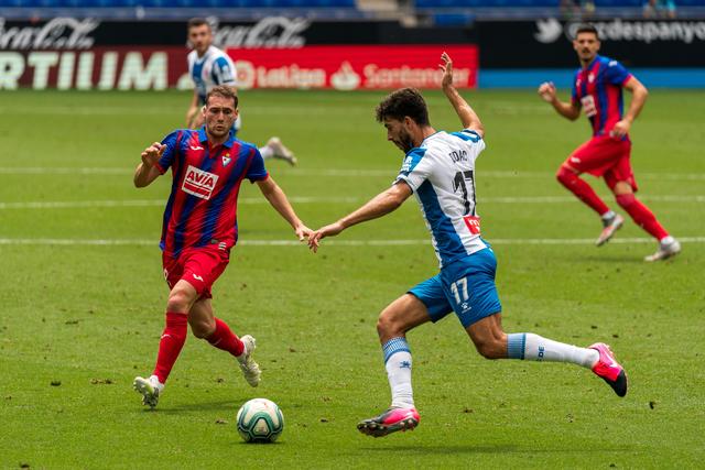 库里伤退砍26分普尔空砍38分 勇士送奇才9连败